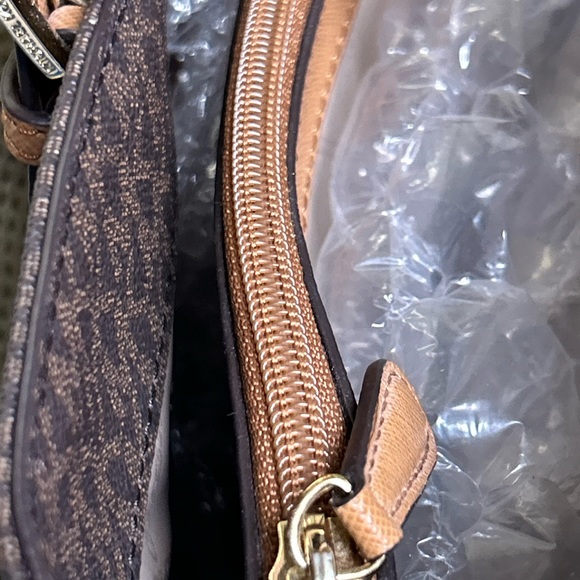 Michael Kors Jersey Signature Dark Brown and Tan Tote Approx. 16 x 11 x 6 - Picture 11 of 17